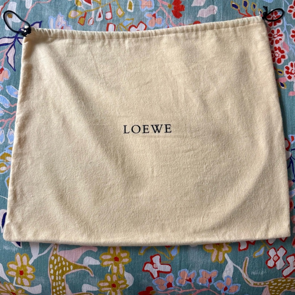 Loewe Cream Women's dust Bag, authentic
